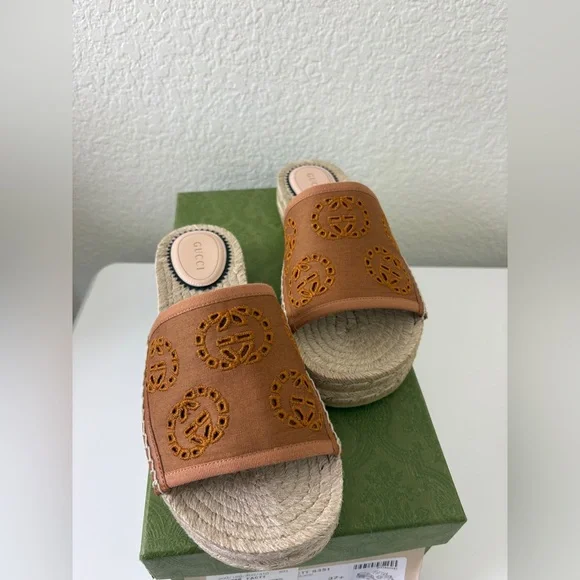 ❌sold-Gucci Women's Brown Espadrille Slides Size 37.5 - Picture 2 of 7